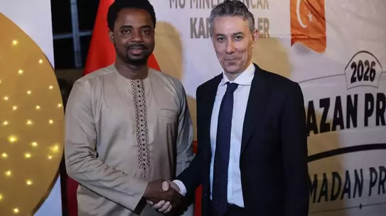 İftar sofrası ve katılımcılar