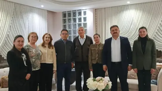 Marmaris Kaymakamı Nurullah Kaya, Bülbül Ailesi ile Ramazan Sofrasını Paylaştı