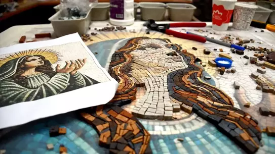 Mozaik Ustası Belgin Aynur'dan Yeni Nesil Sanatçılar Yetiştiriyor