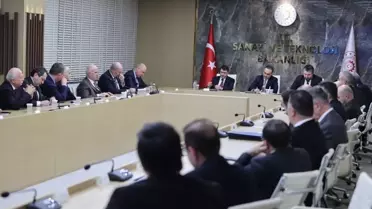 Bakan Kacır, OSB Liderleriyle İftarda Yatırım ve İstihdam Stratejilerini Değerlendirdi