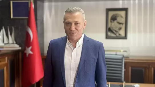 Kaza anında otobüs ve köpek