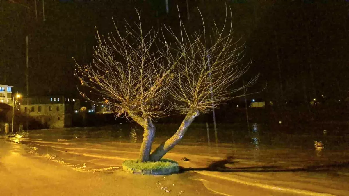 Bartın’da Şiddetli Yağış ve Dolu Sonrası Sel Felaketi