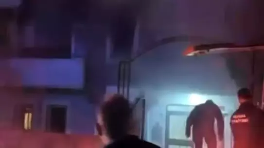 Bursa Görükle Mahallesinde Apartman Dairesinde Çıkan Yangın Mahalleyi Şaşkına Çevirdi