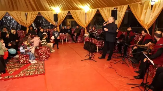 Kartepe'de Ramazan Ruhunu Canlandıran İlahi Gecesi