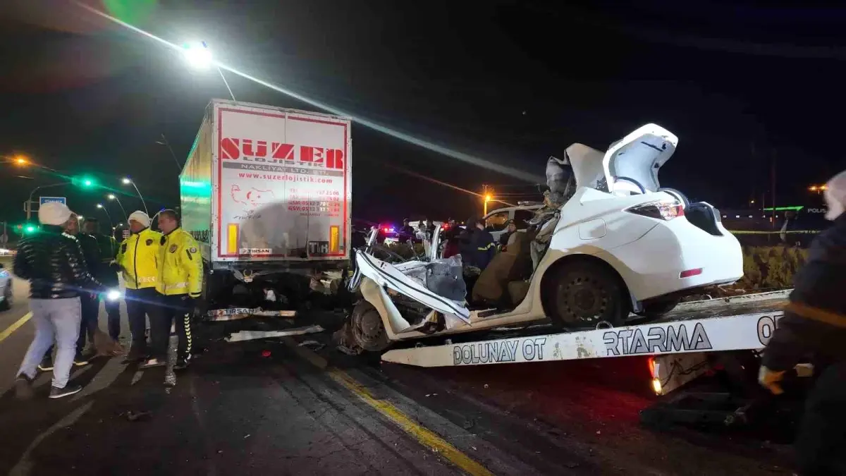 Niğde-Bor Yolu'nda Şok Kaza: Sürücü Hayatını Kaybetti