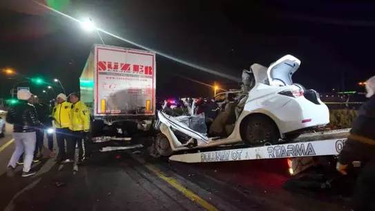 Kaza sonrası hasar görmüş otomobil