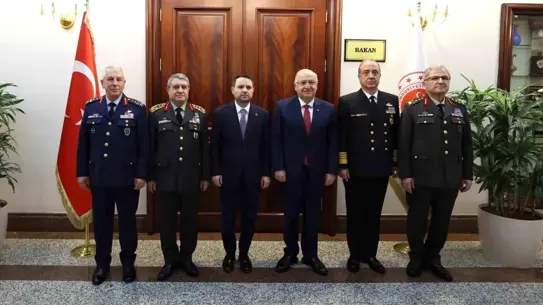 Savunma ve Adalet Bakanları Güler ve Gürlek'ten Dostluk Ziyareti