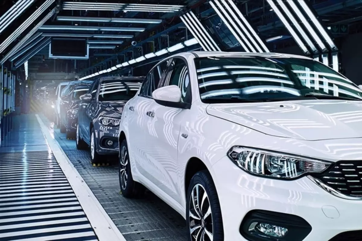 Ford, Yazılım Hatası Nedeniyle 4,38 Milyon Aracını Geri Çağırdı