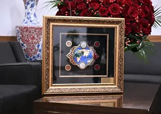 Bahçeli'nin hazırladığı gül buketi