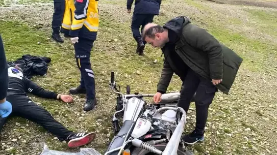 Batman’da Motosiklet Kazası: Sürücü Ümit Altun Hastaneye Kaldırıldı