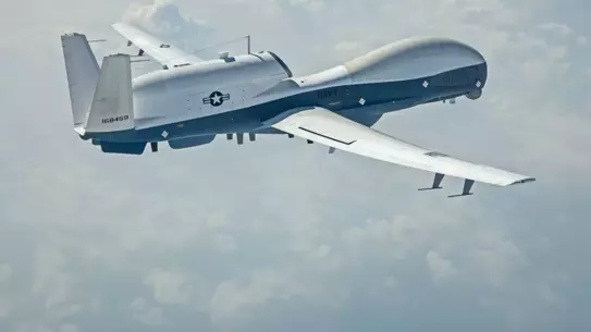 ABD'nin 230 Milyon Dolar Değerindeki MQ-4C Triton İHA'sı İran Yakınlarında Görünümünü Kaybetti