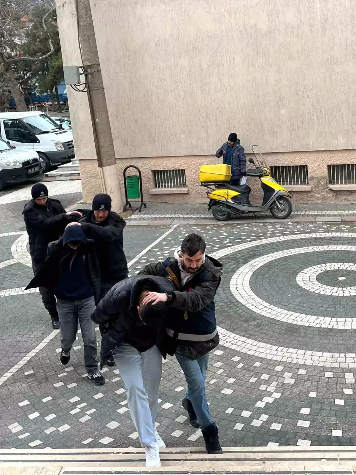 Akşehir'de polis operasyonu