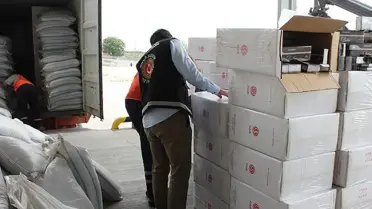 Kokain paketlerinin içindeki un çuvalları