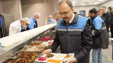 Siirt Valisi Kemal Kızılkaya, Madencilerle İftar Sofrasında Dayanışma Mesajı Verdi