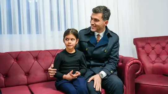 Belediye Başkanı Ertuğrul Karagöl, Yangın Sonrası Bayrak Ailesine İftar Ziyareti Gerçekleştirdi