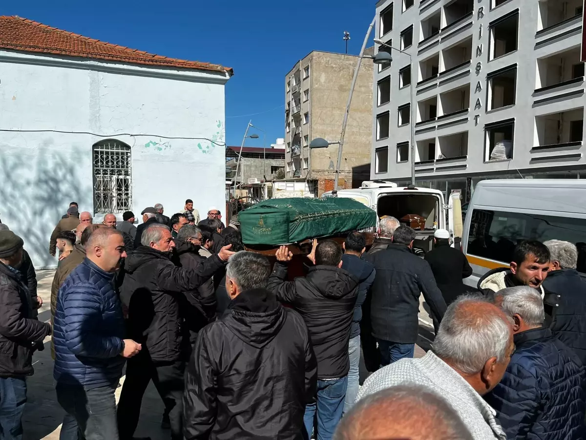 Kazada hayatını kaybeden anne Burcu Tek