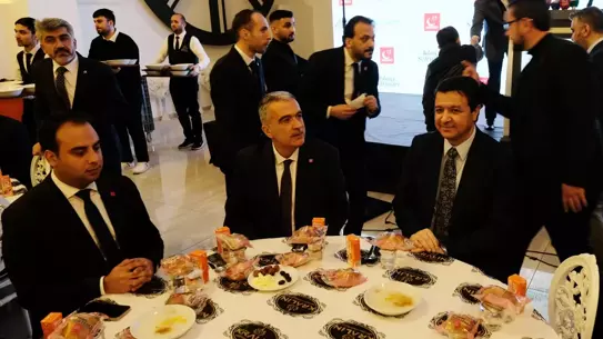 Mahmut Arıkan'dan 28 Şubat Darbesi Üzerine Çarpıcı Açıklamalar ve Erbakan’ın Siyasi Mirası