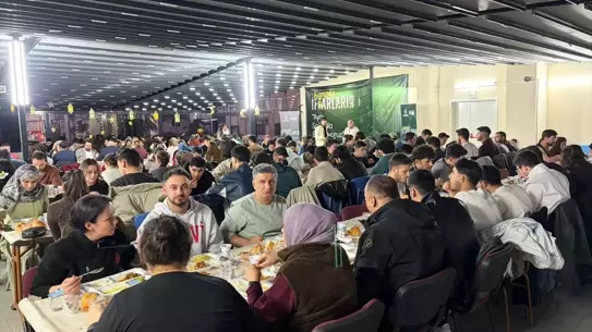 Aydın’da Üniversite Öğrencileri İçin Ramazan İftar Buluşması
