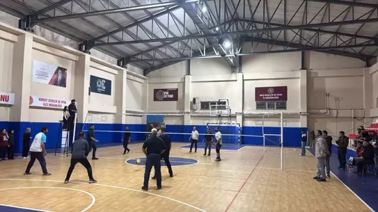 Ramazan’da İftar Sonrası Spor Salonları Kalabalık: Korkut’ta Sağlıklı Eğlence