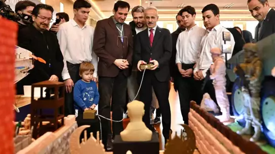 Bakan Uraloğlu Dijital Platformlarda Çocukların Sınırlı Kalması Gerektiğini Vurguladı