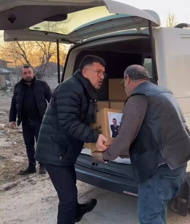 Yerel halkın dağıtım anına tepkisi