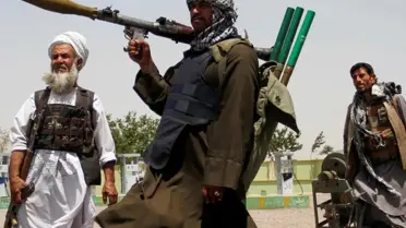 Pakistan Ordusu Şevval Vadisi'nde Taliban Karargahını Ele Geçirdi, Eğitim Bakanı Hayatını Kaybetti