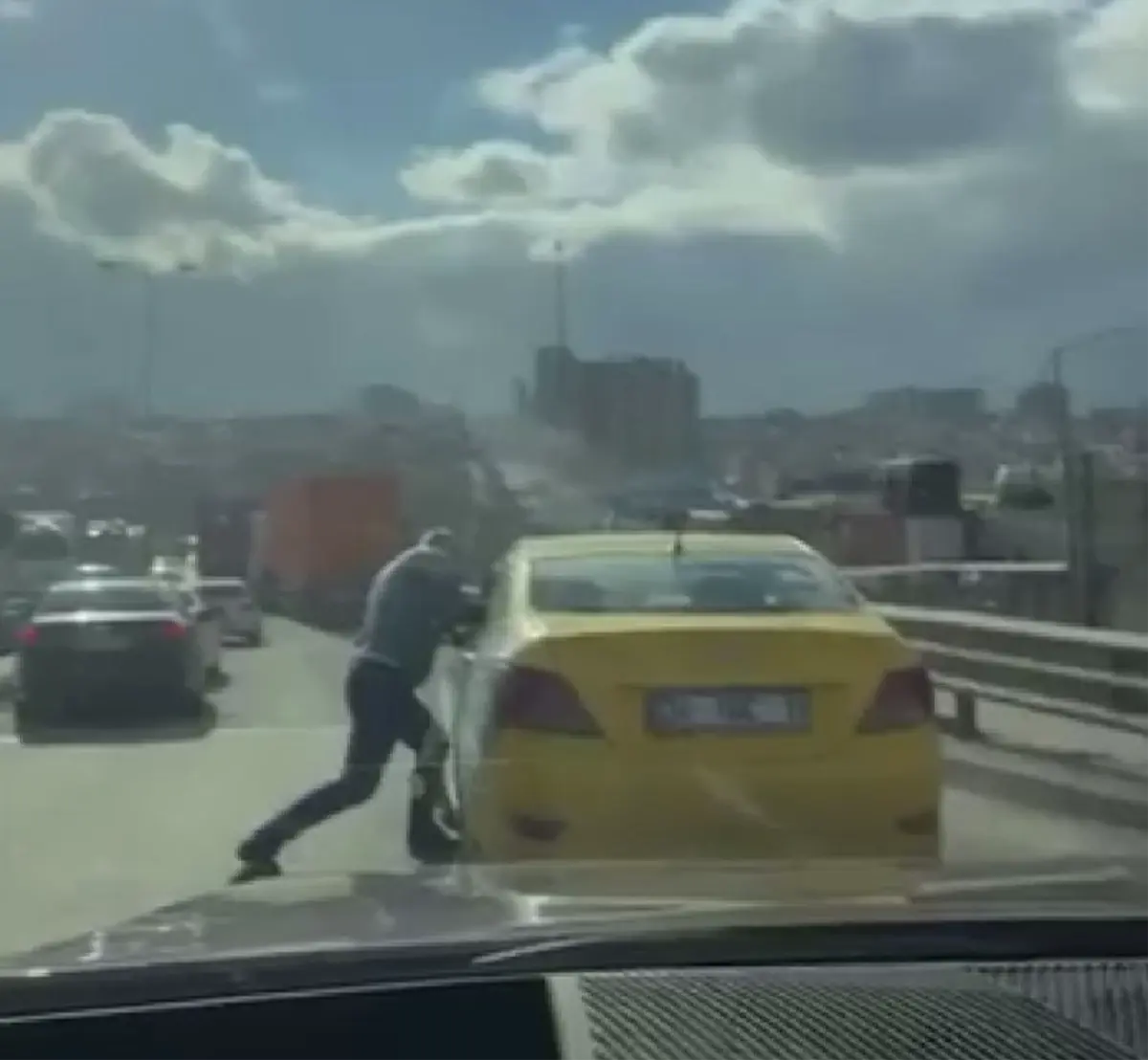 Beylikdüzü'nde trafik kavgası