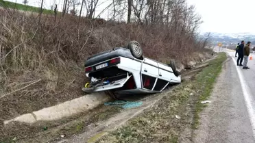 Vezirköprü'de Otomobil Takla Attı: Sürücü Hafif Yaralanmadan Kurtuldu