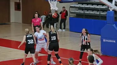 Beşiktaş BOA, Dardanel Çanakkale'yi 107-61 Skorla Geçti