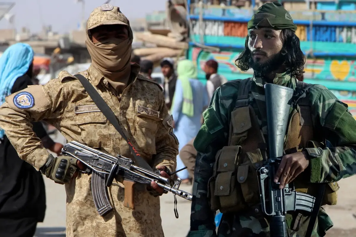 Pakistan, Afganistan’a Yönelik Dron Saldırıları Sonrası Ülke Genelinde Drone Uçuşlarını Yasakladı