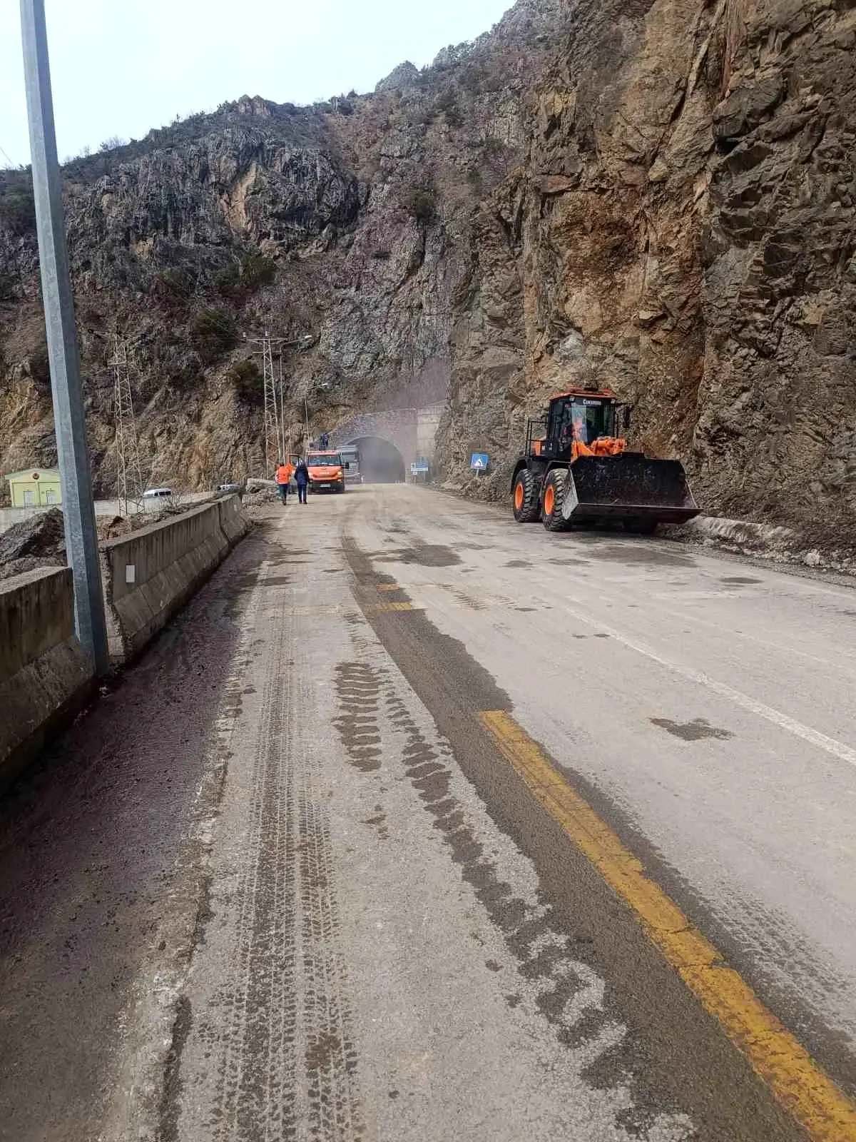 Gümüşhane‑Giresun Karayolu Heyelan Sonrası Yeniden Açıldı