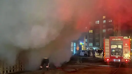 Malatya’da Çıkan Konteyner Yangını Hızlıca Söndürüldü