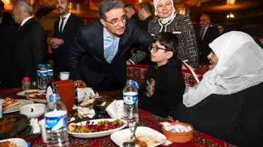Erzurum Valisi Aydın Baruş, Şehit Aileleriyle Ramazan Sofrasında Buluştu