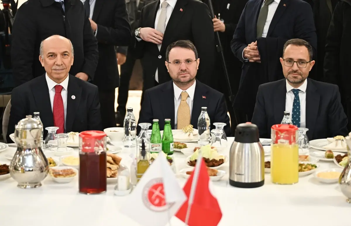 Tapu İşlemlerinde Avukat Temsil Zorunluluğu Yolda: Bakan Gürlek Açıklıyor