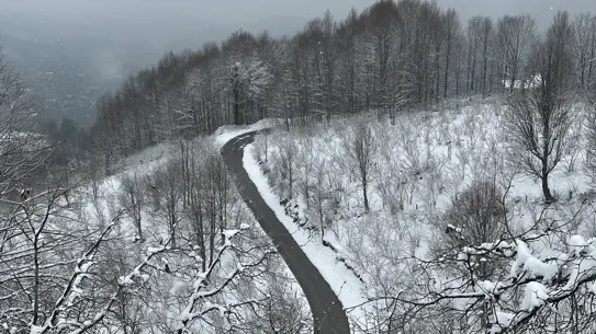 Düzce Gölyaka’da Karla Kaplanan Dağ Köyleri Büyüleyici Kış Manzarası
