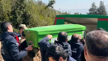 Hatay Samandağ’da Hafriyat Kamyonu Uçuruma Yuvarlandı, Sürücü Şehit Oldu