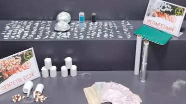 İzmir Konak'ta Uyuşturucu Operasyonu: 7 Şüpheli Gözaltına Alındı