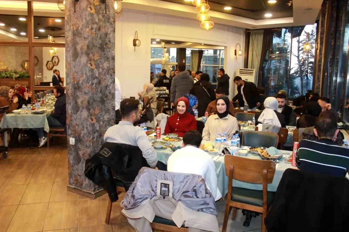 Siirt Valisi Kızılkaya'dan Genç Çiftlere İftar ve Evlilik Kredisi Desteği