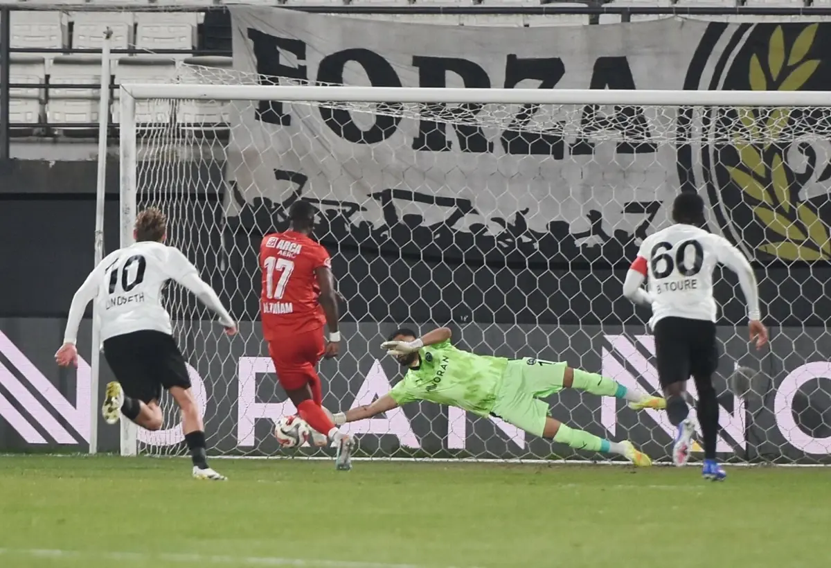 Manisa FK, Çorum FK'ı 1-0'lık Skorla Geride Bıraktı ve Play-off Şansını Kaybetti