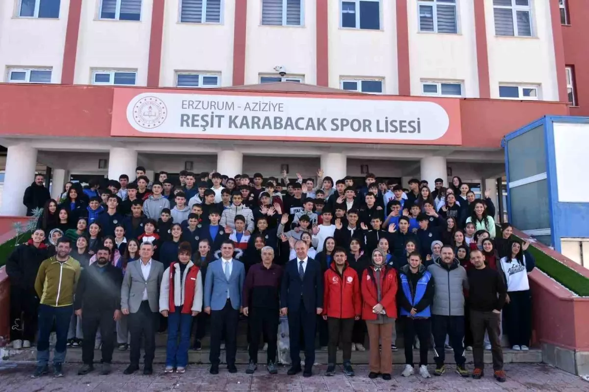 Erzurum’da Genç Sporcularla Deneyim Paylaşımı Etkinliği