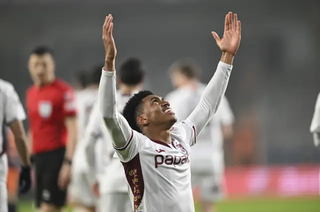 RAMS Başakşehir sahada mücadele ediyor