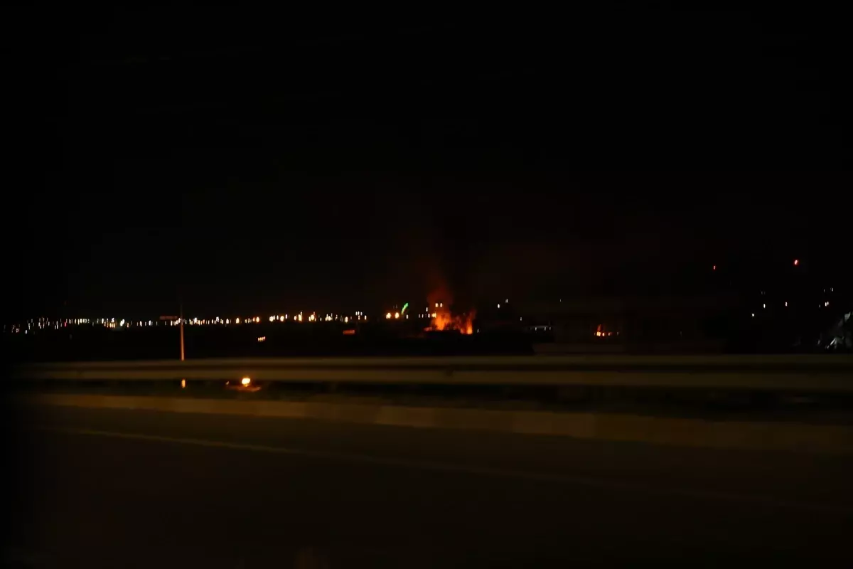 Erbil Uluslararası Havalimanı'nda İHA Saldırısı: Patlamalar ve Yangınlar Görüldü