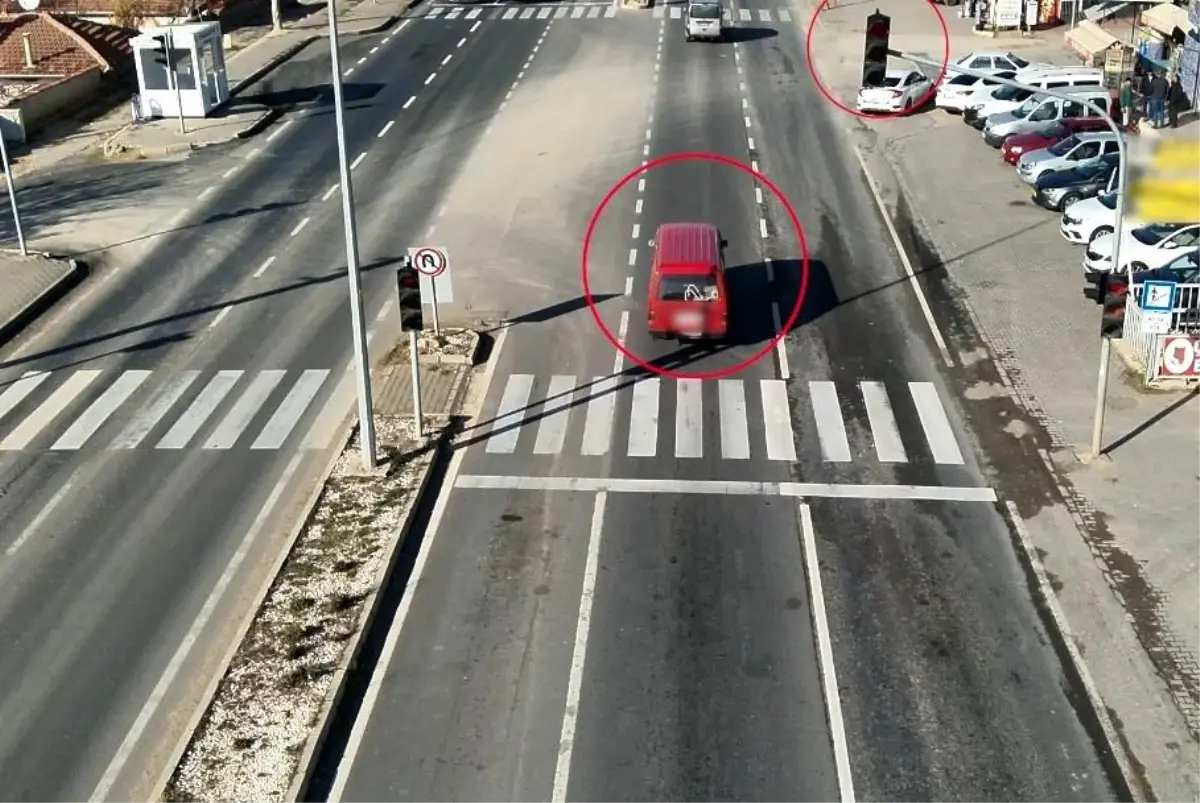 Kırşehir'de dron ile kırmızı ışık denetimi