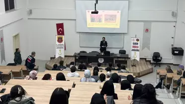 Amasya’da Üniversite Öğrencilerine İnternet Dolandırıcılığı ve Madde Bağımlılığına Karşı Seminer