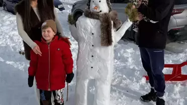 Kars’ta Kardan Adam Geleneksel Kalpakla Şekillendi