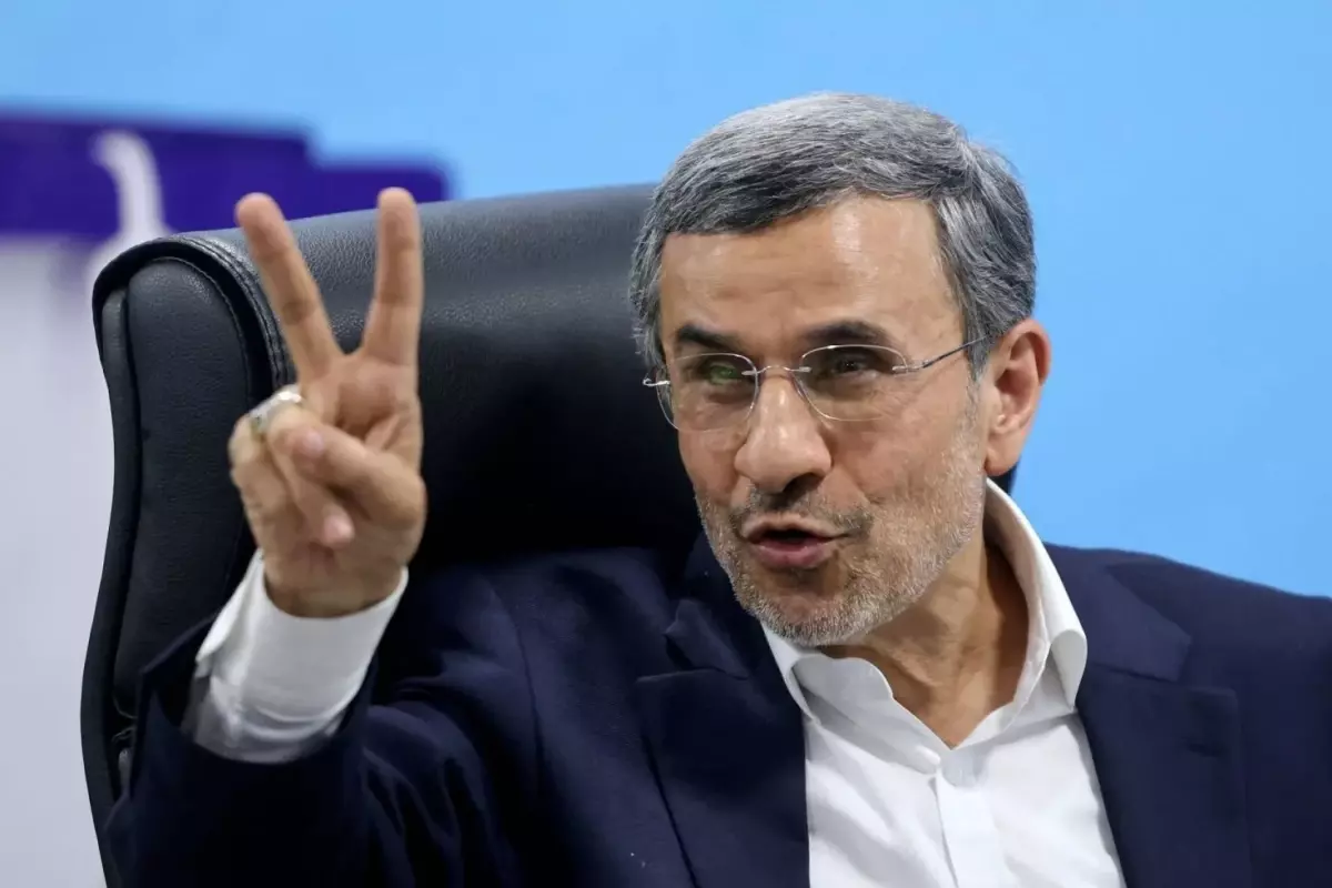 Mahmud Ahmedinejad'ın Ölüm Söylentileri Çürütüldü: Hayatta ve Güvende