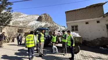 Dağıtım noktasında gıda kolileri