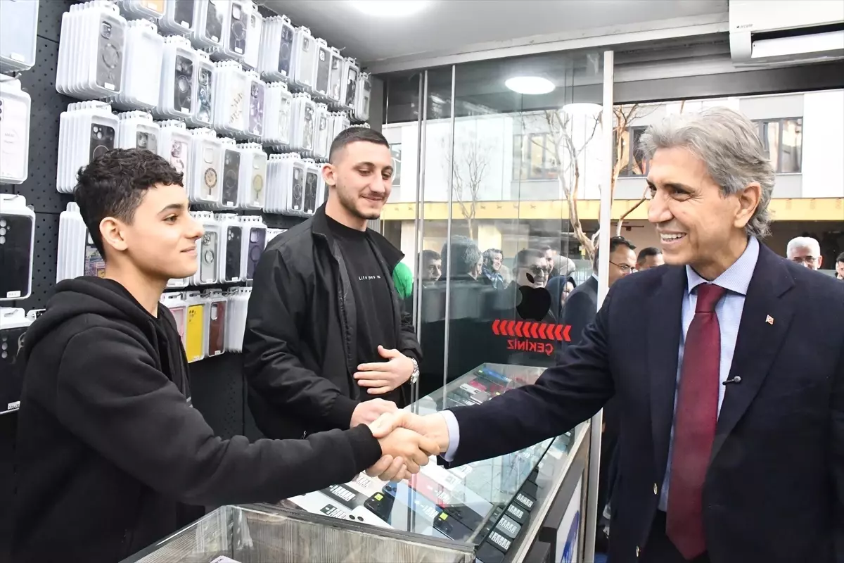 Demir, Düzce'de Gençlerle Ramazan Sofrasına Katıldı