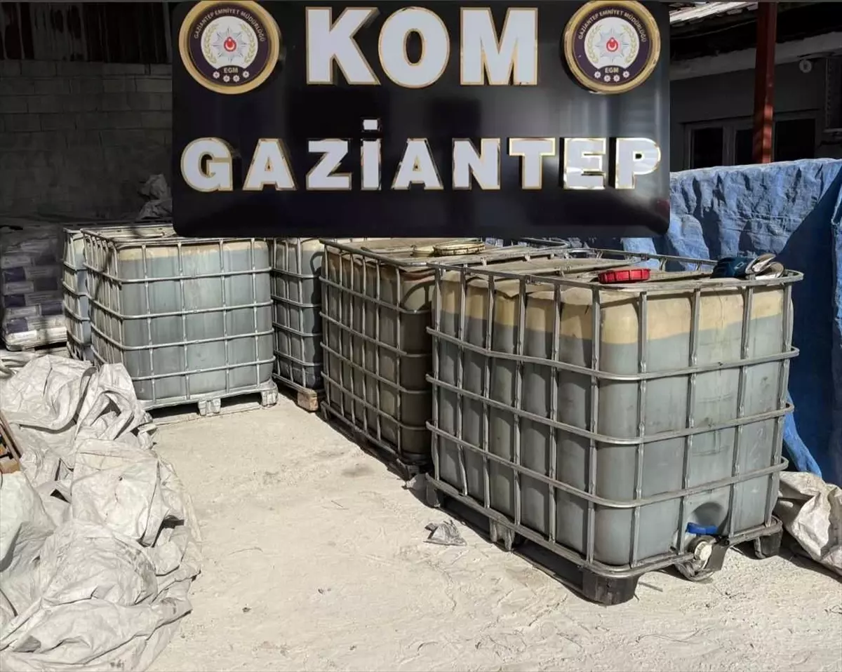 Gaziantep'te Gümrük Kaçağı 7 Bin Litre Akaryakıt Operasyonla Ele Geçirildi