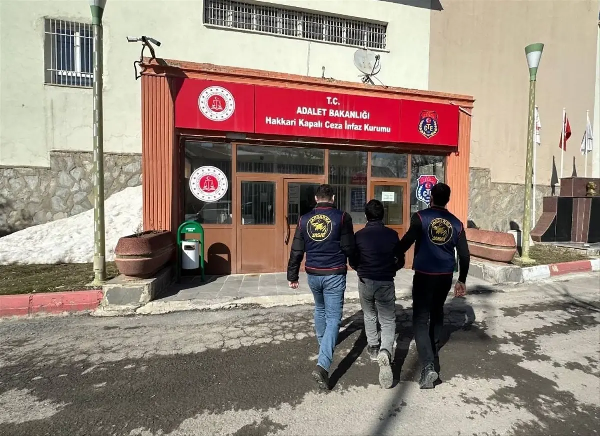 Hakkari'de 7 Eski Mahkum Gözaltına Alındı